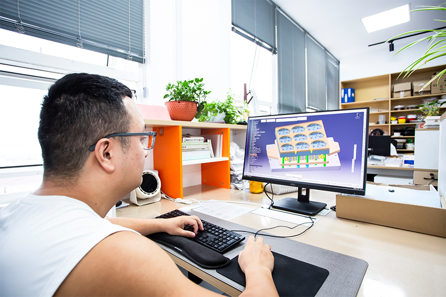 Suzhou Huashang Mould Co., Ltd.