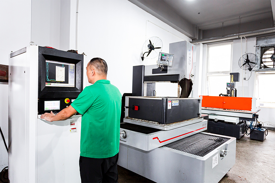 Suzhou Huashang Mould Co., Ltd.